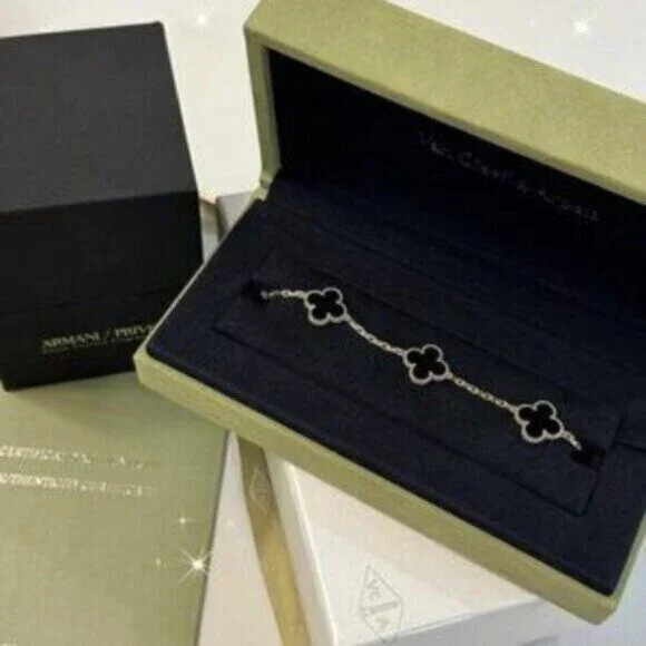 Authentic Van Cleef & Arpels Vintage Alhambra Bracelet